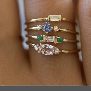 Dainty 4 Ring Set